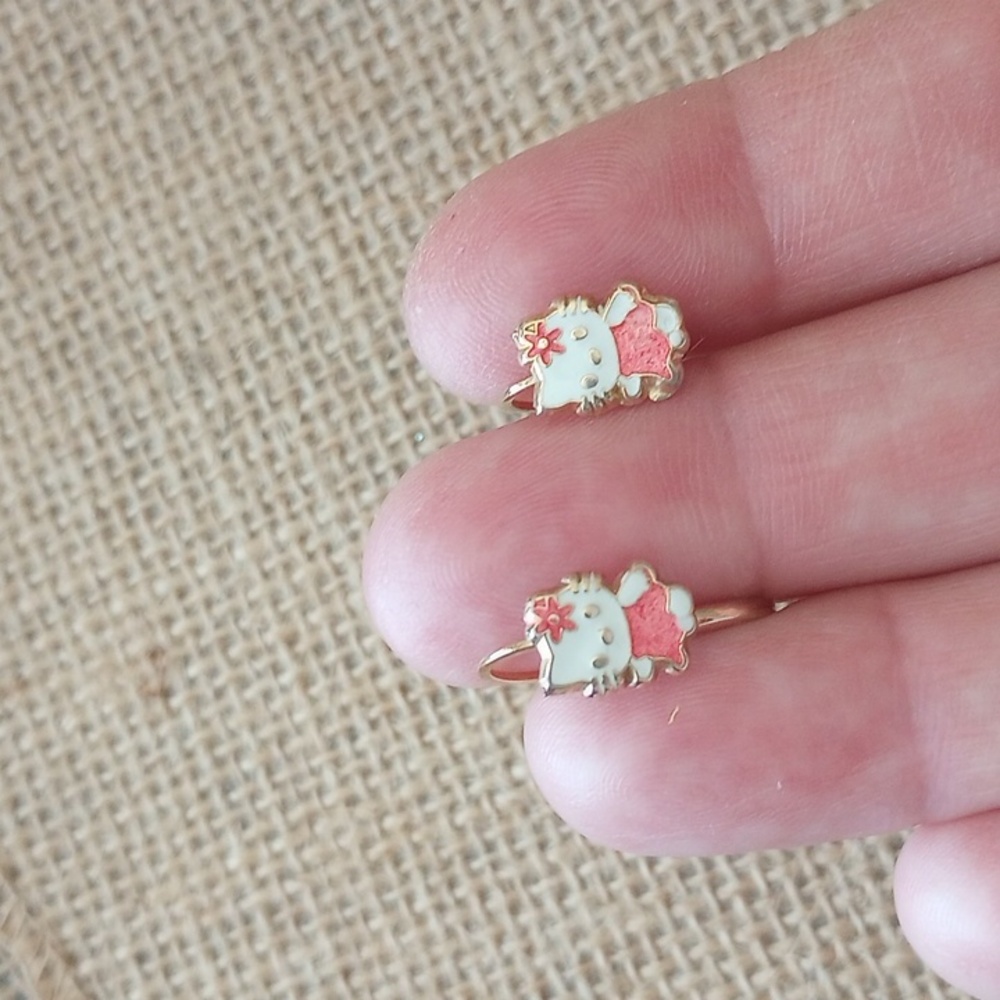 HELLO KITTY EARRINGS